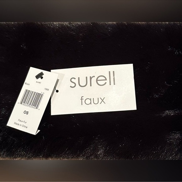 Surell Faux-Fur Rabbit Pull-Through Wrap Around Scarf Black NEW - Picture 3 of 3